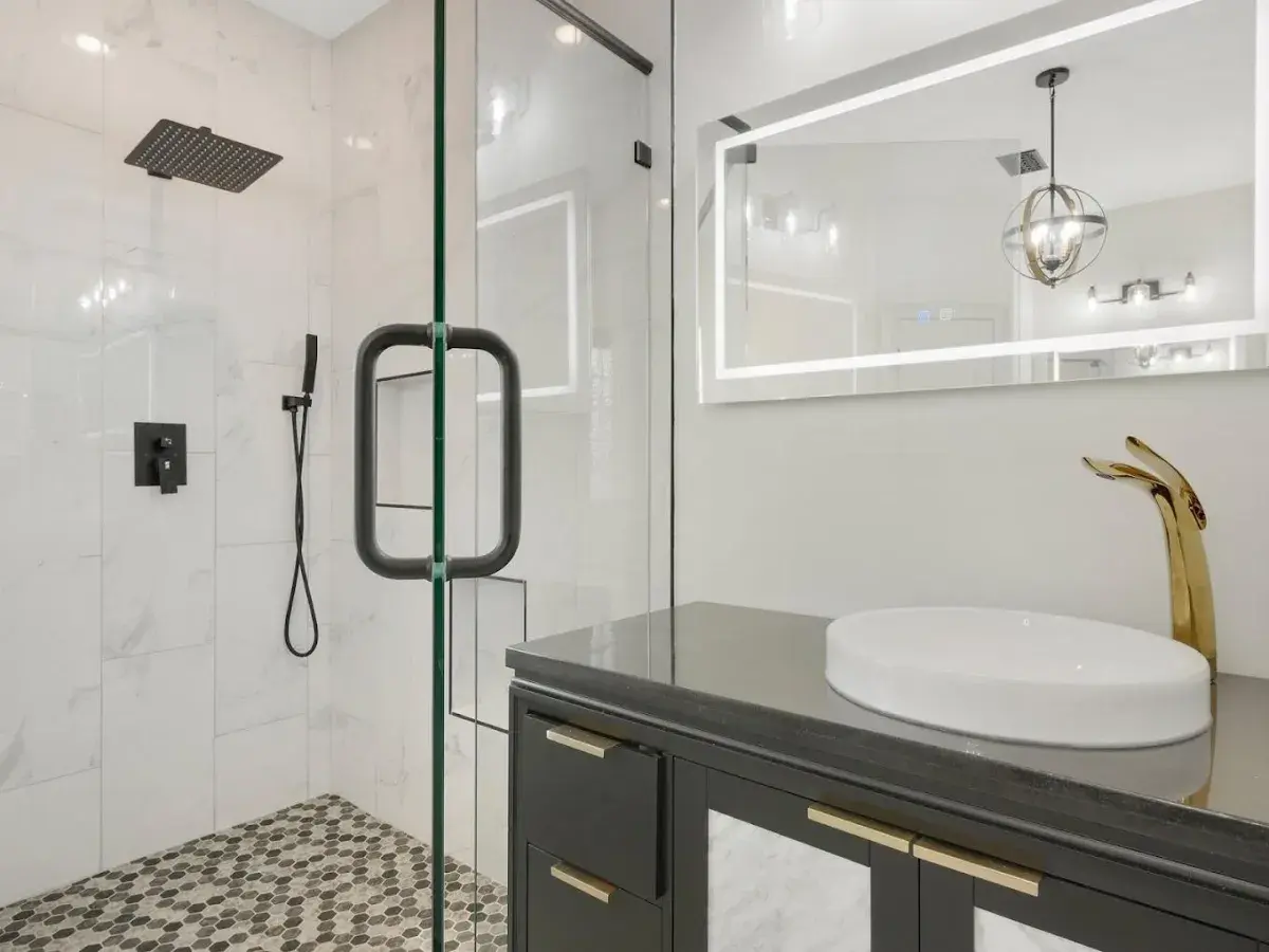 BATHROOM REMODELING
