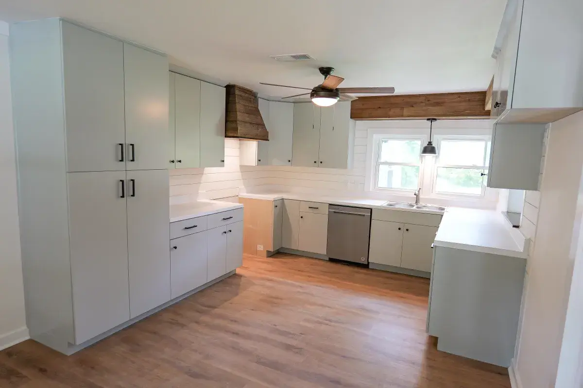 KITCHEN REMODELING